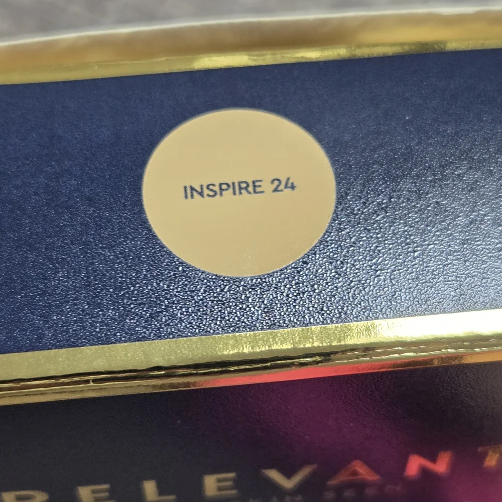 Relevant Soft‎ Focus Powder Foundation Inspire 24 New In Box Never Used